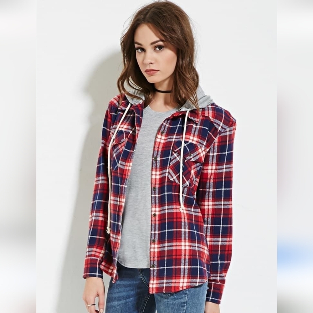 Women's TNA Classic Hooded Red Plaid Boyfriend Shirt - Size M Great Condition